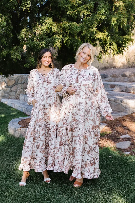 maxi dresses with A-line silhouettesDaria Maxi