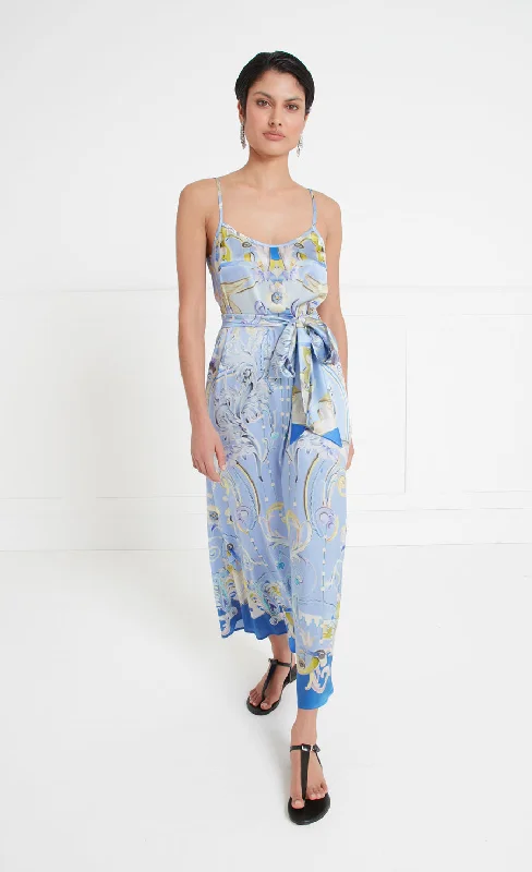 women's apple-shaped body dressesCarline Print Slip Dress - Vista Blue