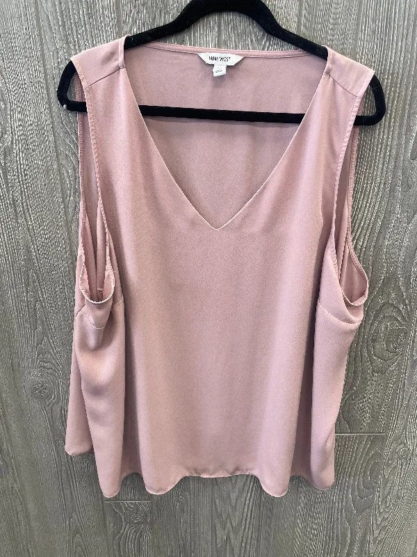 women's tops for those who want to wear pieces that are both comfortable and stylishTop Sleeveless By Nine West  Size: 3x