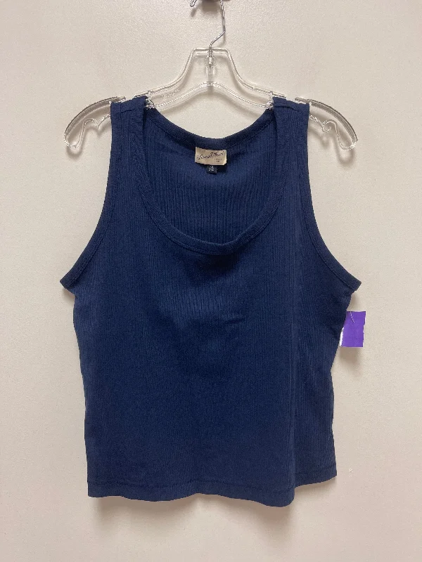 women's tops for those who want to elevate their everyday wear with chic and elegant piecesTop Sleeveless By Universal Thread  Size: 2x